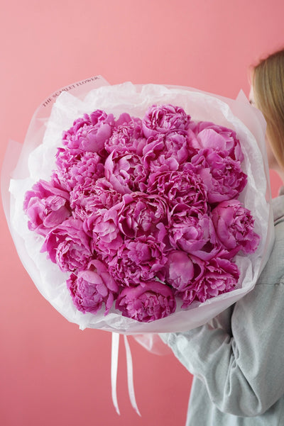 Bouquet Bright Love - pink peonies