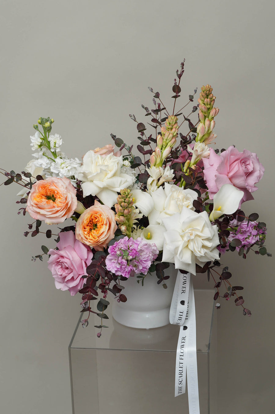 Vase - Meadow - roses, tuberoses, Calla lilies