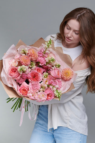 Bouquet - Bloom Crush - roses, dahlias, snapdragons, lisianthus