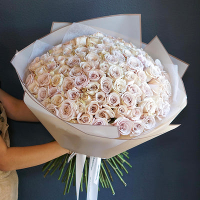100 Kisses - same day delivery 100 roses fresh cut bouquet